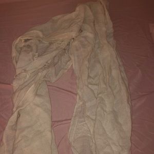 American Eagle scarf